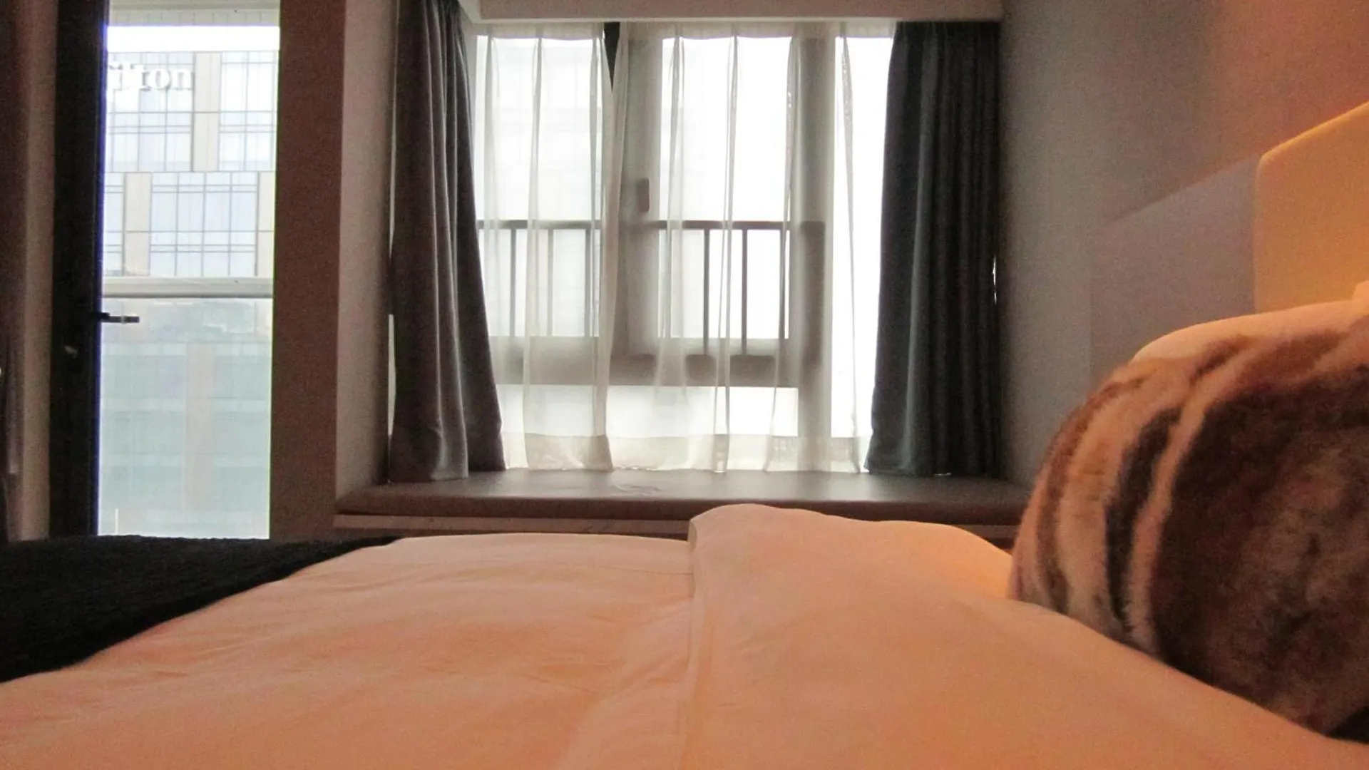 Rho Hotel柔居shenzhen International Convention And Exhibition Center מלון דירות